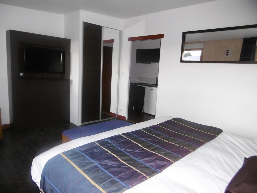 Hotel De L'Arrivee Guingamp Zewnętrze zdjęcie