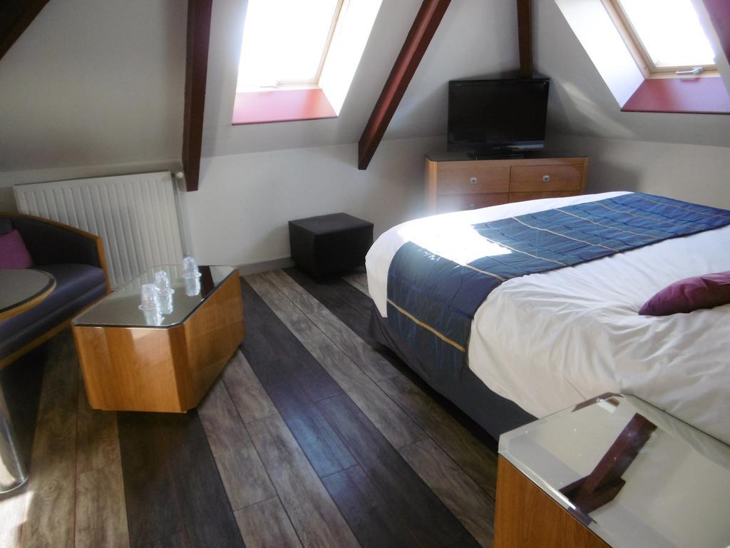 Hotel De L'Arrivee Guingamp Zewnętrze zdjęcie