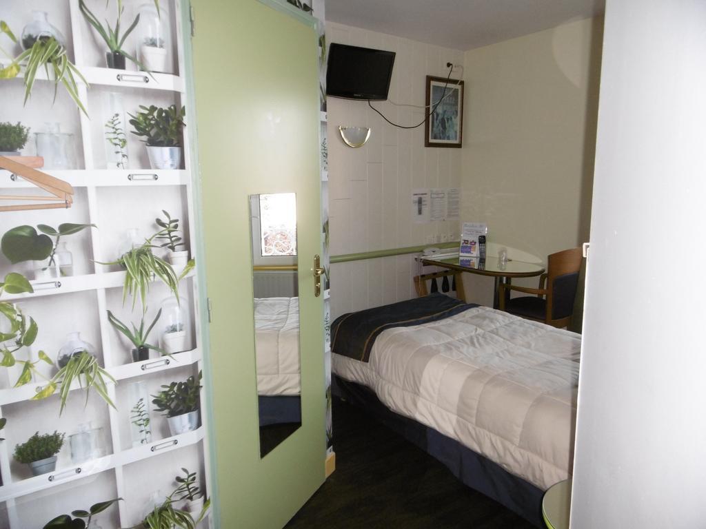 Hotel De L'Arrivee Guingamp Zewnętrze zdjęcie