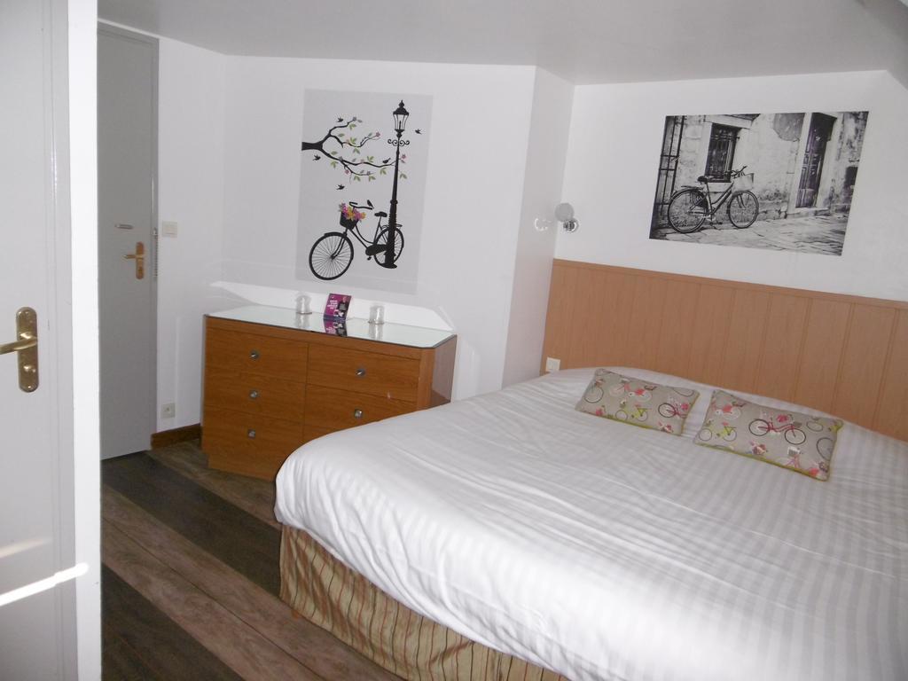 Hotel De L'Arrivee Guingamp Zewnętrze zdjęcie