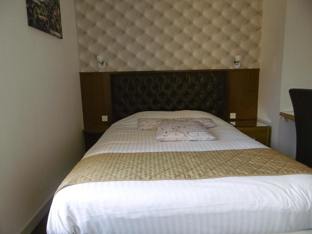 Hotel De L'Arrivee Guingamp Zewnętrze zdjęcie