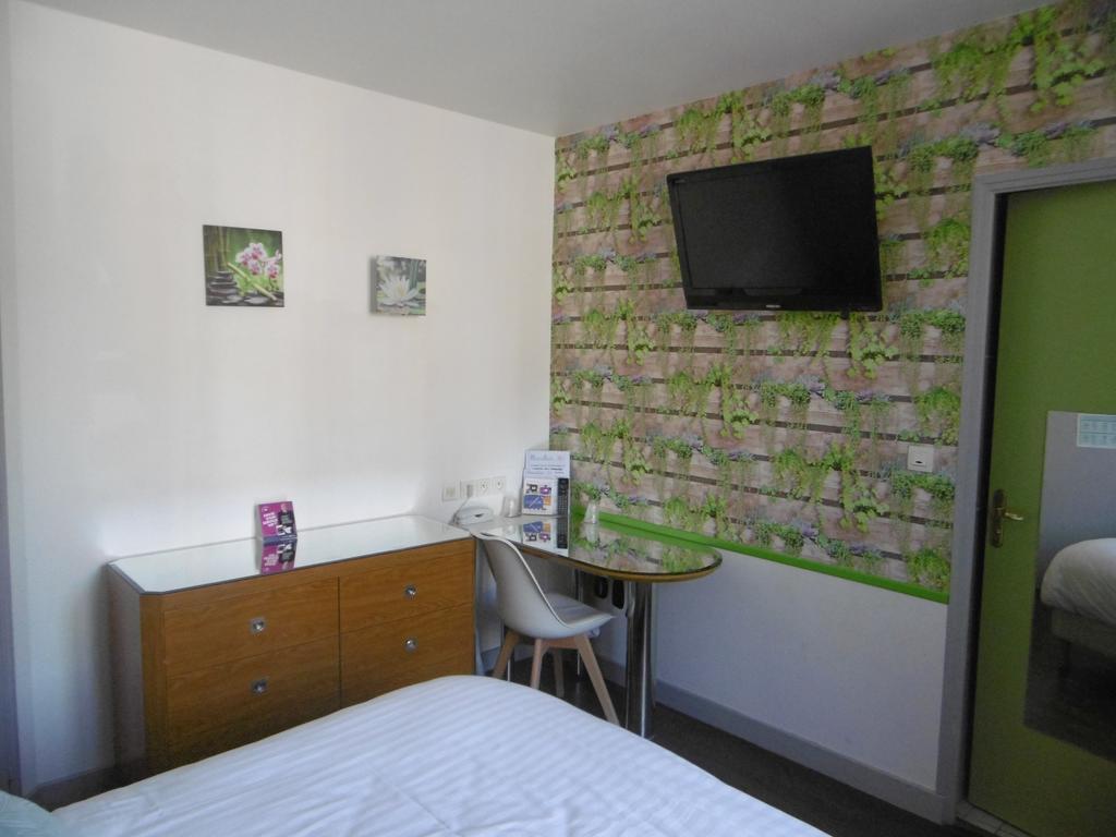 Hotel De L'Arrivee Guingamp Zewnętrze zdjęcie