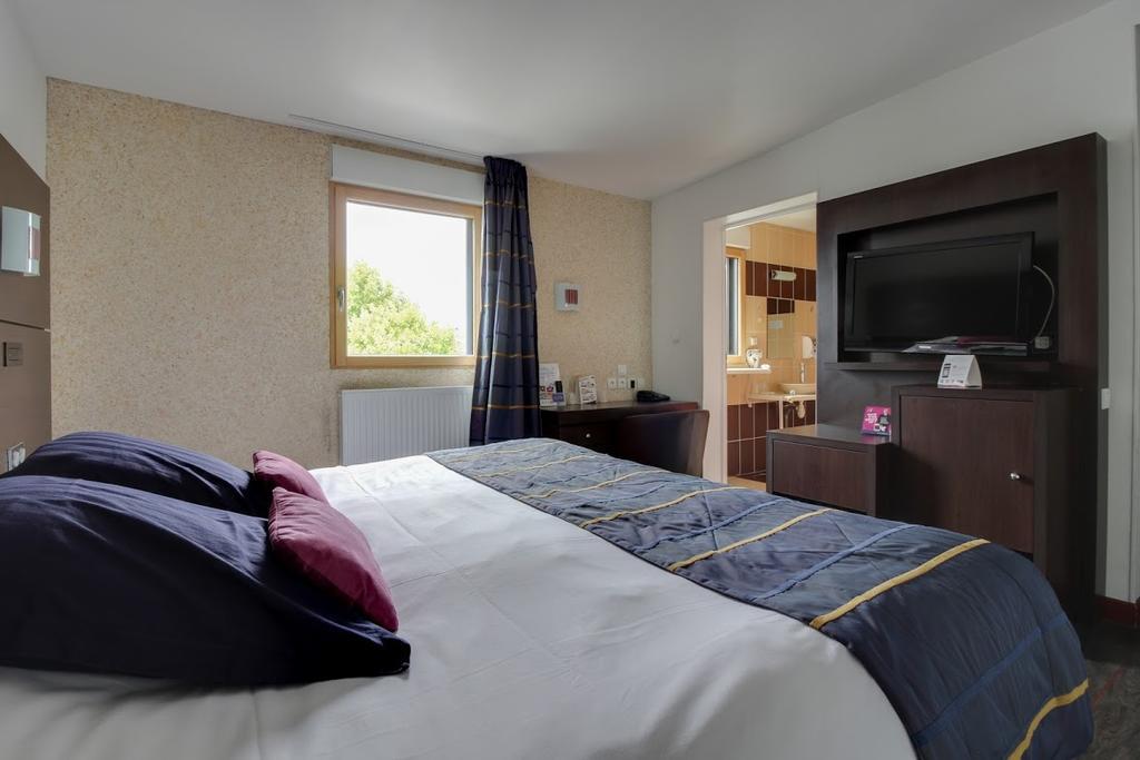 Hotel De L'Arrivee Guingamp Zewnętrze zdjęcie